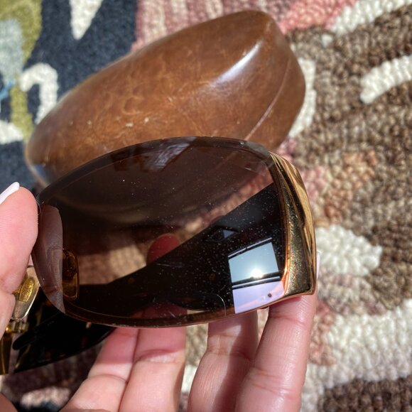 Vintage Dolce & Gabbana DG2019 Shield Sunglasses main image 8